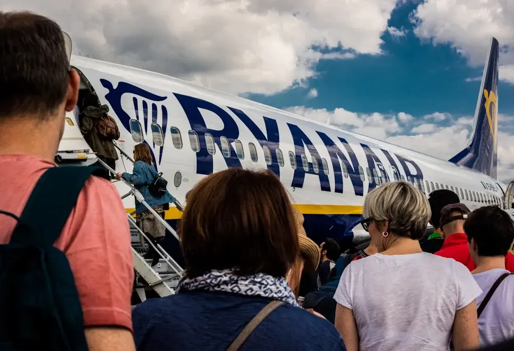 Bagaż rejestrowany Ryanair – wymiary, waga i pakowanie