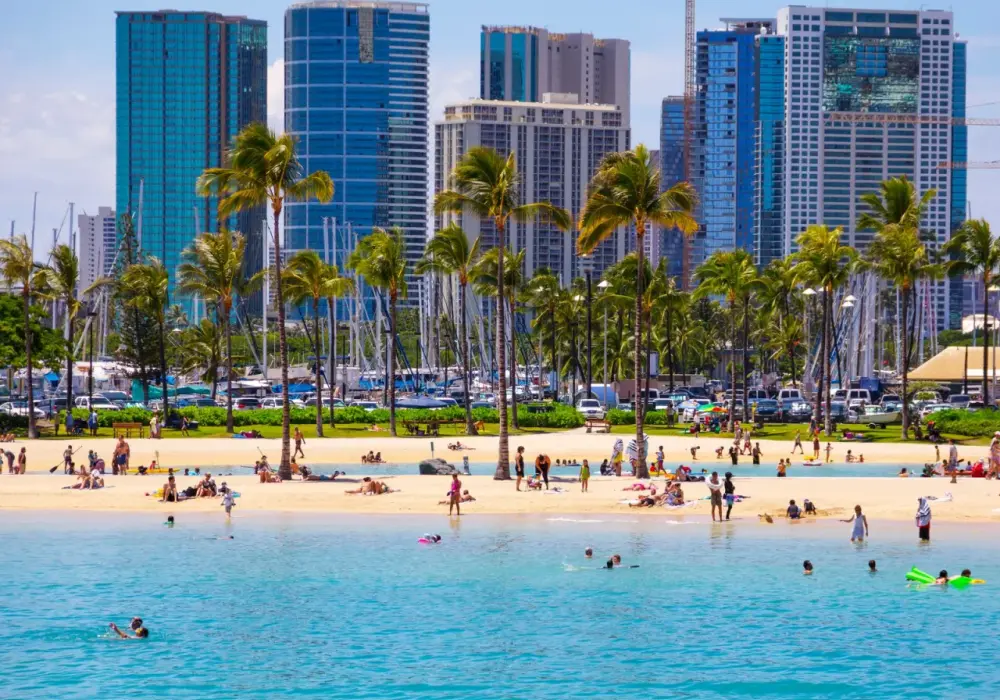 Podróż do Honolulu z Polski - ile trwa lot i jak zaplanować?