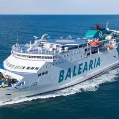 Bal majorka w Barcelonie - Doskonała zabawa na Ibizie!