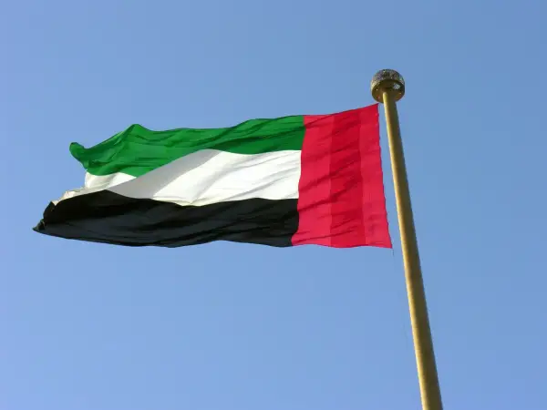ZEA - Co to za kraj? Przewodnik po Zjednoczonych Emiratach Arabskich