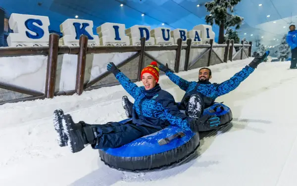 Stok narciarski w Dubaju - Śnieg na pustyni? Przewodnik
